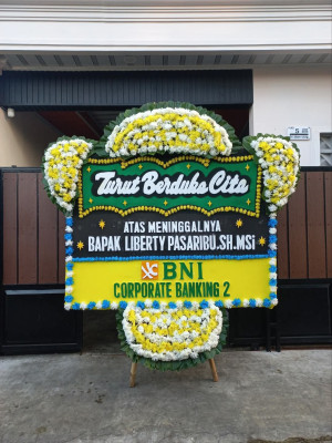 Papan Bunga Duka di Arut Selatan