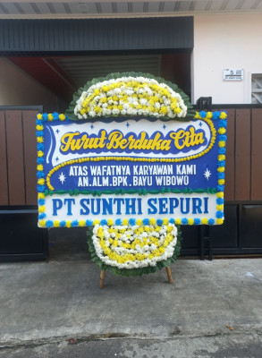 Papan Bunga Duka di Arut Selatan