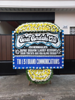 Papan Bunga Duka di Arut Selatan